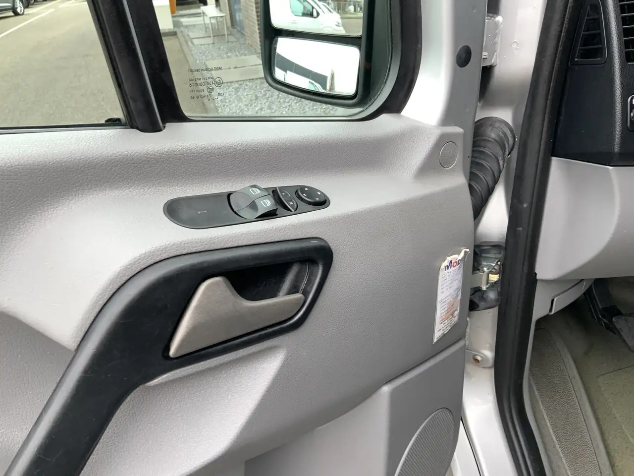 Mercedes-Benz Sprinter 213 2.2 CDI 325 L1H1 Airco Cruise Euro 4 - כלי רכב מסחרי עם לוח: תמונה 5 Mercedes-Benz Sprinter 213 2.2 CDI 325 L1H1 Airco Cruise Euro 4 - כלי רכב מסחרי עם לוח: תמונה 5