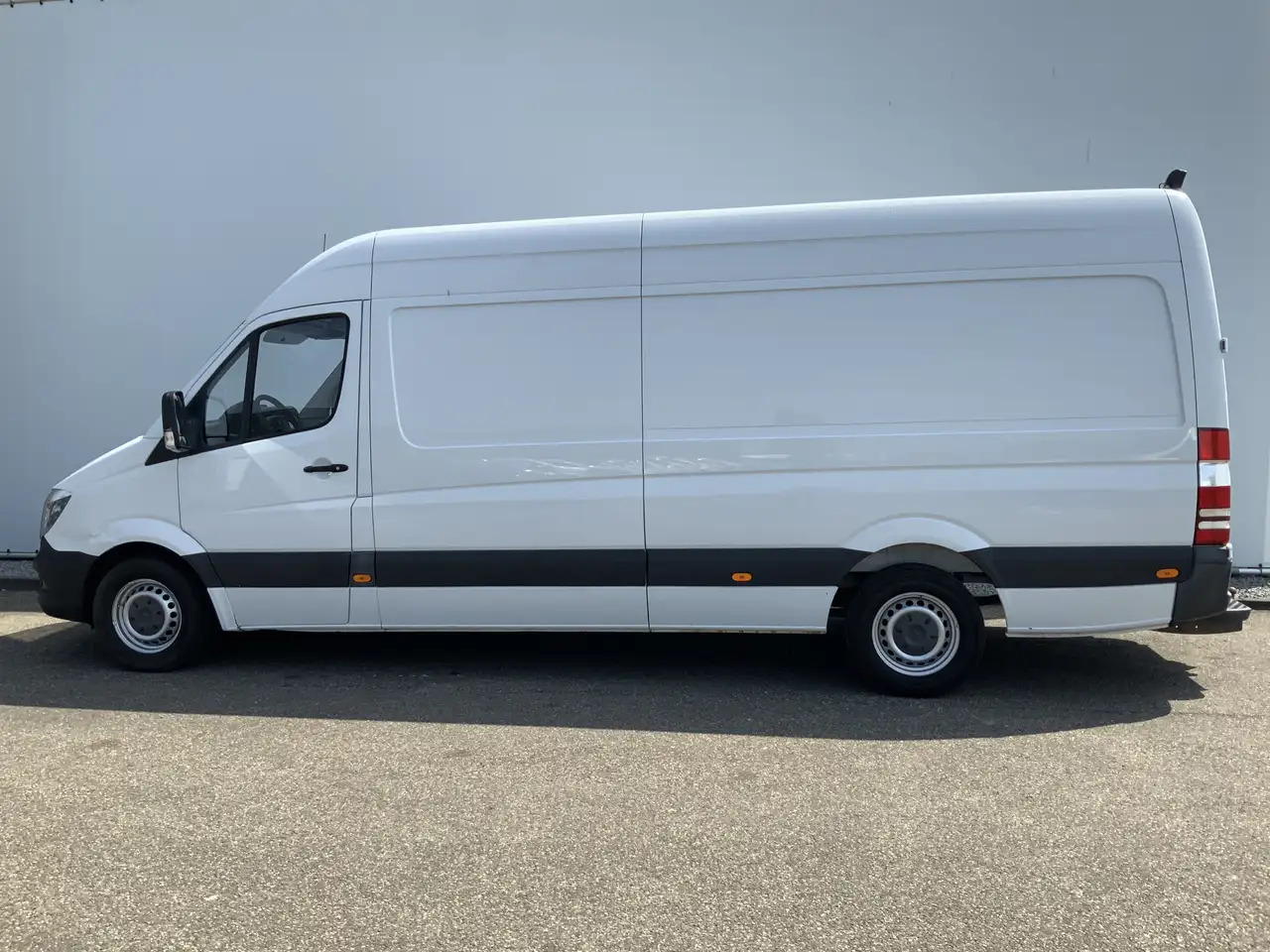 Mercedes-Benz Sprinter 313 2.2 CDI 432 EHD - כלי רכב מסחרי עם לוח: תמונה 3 Mercedes-Benz Sprinter 313 2.2 CDI 432 EHD - כלי רכב מסחרי עם לוח: תמונה 3
