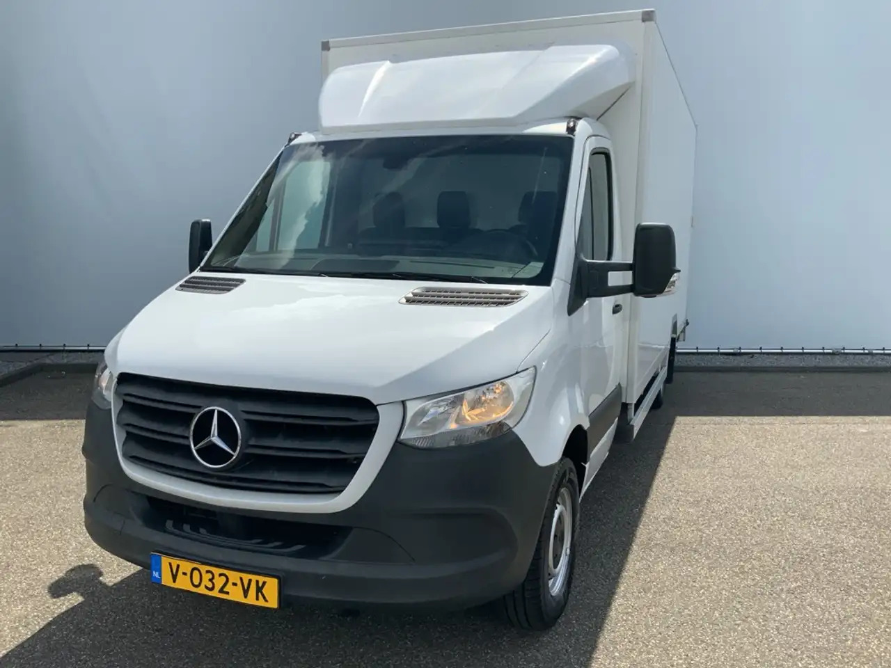 Mercedes-Benz Sprinter 314 2.2 CDI 432 Automaat Meubelbak & Klep Veer Air - כלי רכב מסחרי עם תיבה: תמונה 1 Mercedes-Benz Sprinter 314 2.2 CDI 432 Automaat Meubelbak & Klep Veer Air - כלי רכב מסחרי עם תיבה: תמונה 1