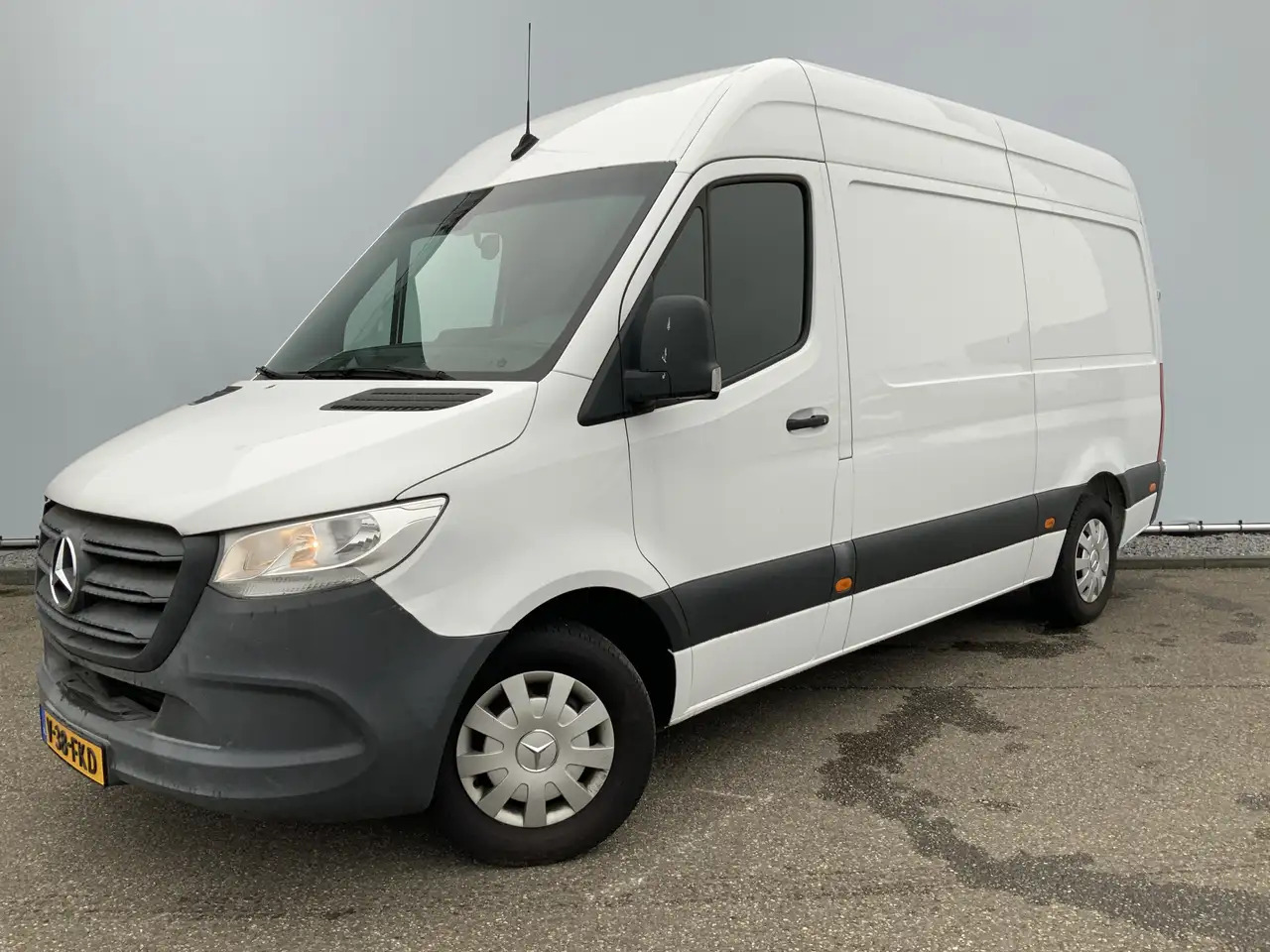 Mercedes-Benz Sprinter 314 2.2 CDI L2H1 EURO VI-D Airco Camera 3 Zits Ext - כלי רכב מסחרי עם לוח: תמונה 2 Mercedes-Benz Sprinter 314 2.2 CDI L2H1 EURO VI-D Airco Camera 3 Zits Ext - כלי רכב מסחרי עם לוח: תמונה 2