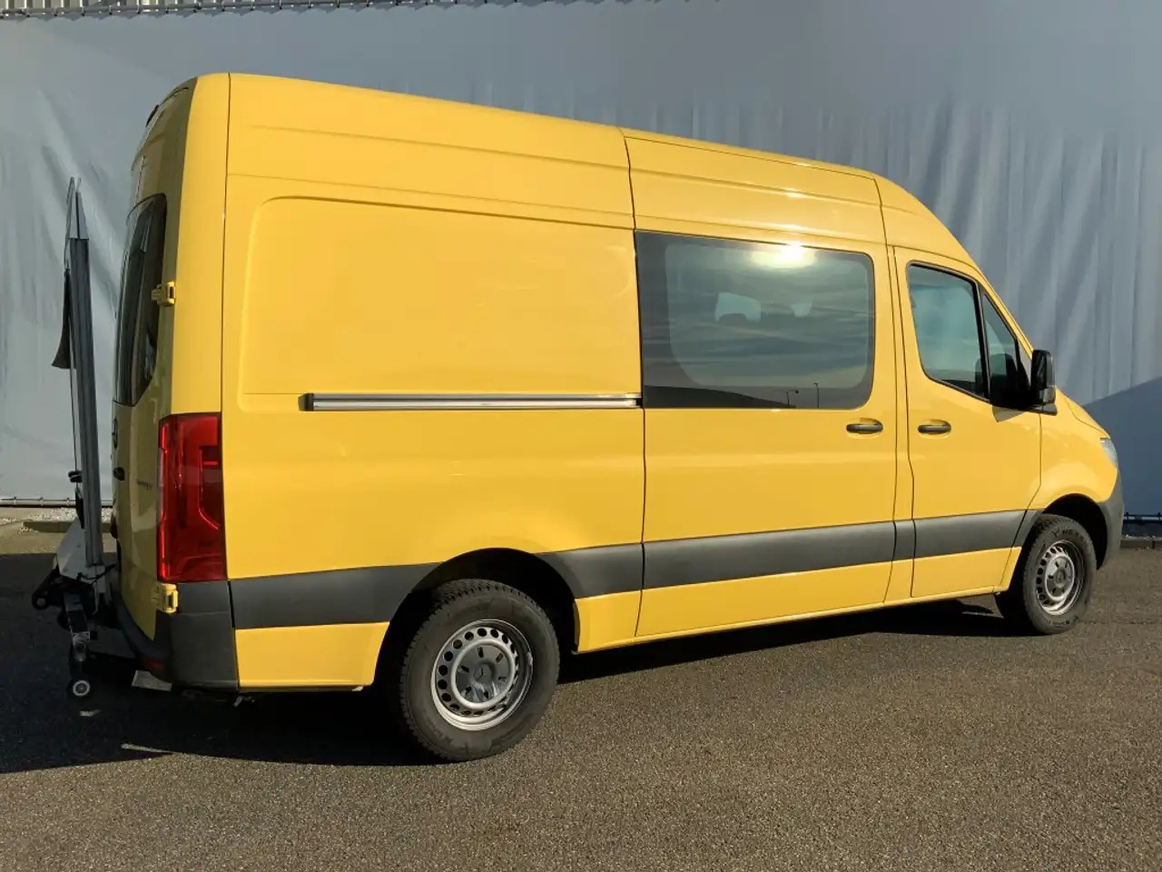 Mercedes-Benz Sprinter 314 2.2 CDI L2H2 & Laadklep& Afstandbediening Airc - כלי רכב מסחרי עם לוח: תמונה 3 Mercedes-Benz Sprinter 314 2.2 CDI L2H2 & Laadklep& Afstandbediening Airc - כלי רכב מסחרי עם לוח: תמונה 3