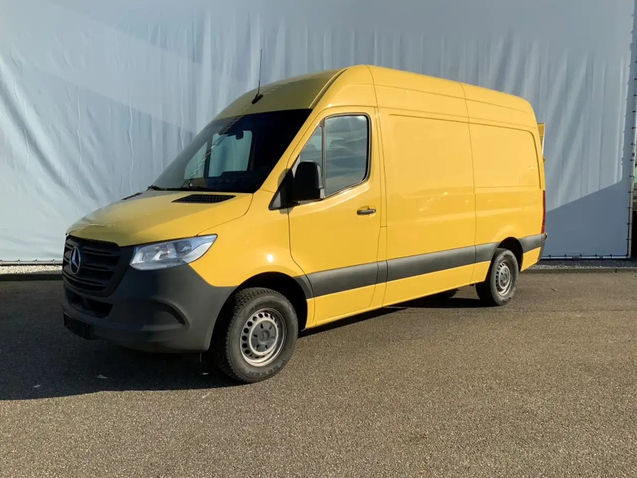 Mercedes-Benz Sprinter 314 2.2 CDI L2H2 & Laadklep& Afstandbediening Airc - כלי רכב מסחרי עם לוח: תמונה 1 Mercedes-Benz Sprinter 314 2.2 CDI L2H2 & Laadklep& Afstandbediening Airc - כלי רכב מסחרי עם לוח: תמונה 1