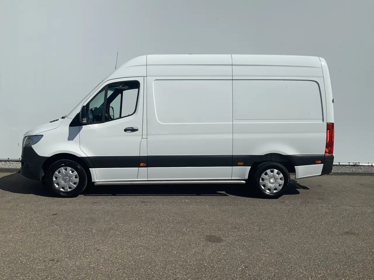 Mercedes-Benz Sprinter 316 2.2 CDI L2H2 DC Automaat Cruise Airco 3 Zits W - כלי רכב מסחרי עם לוח: תמונה 3 Mercedes-Benz Sprinter 316 2.2 CDI L2H2 DC Automaat Cruise Airco 3 Zits W - כלי רכב מסחרי עם לוח: תמונה 3