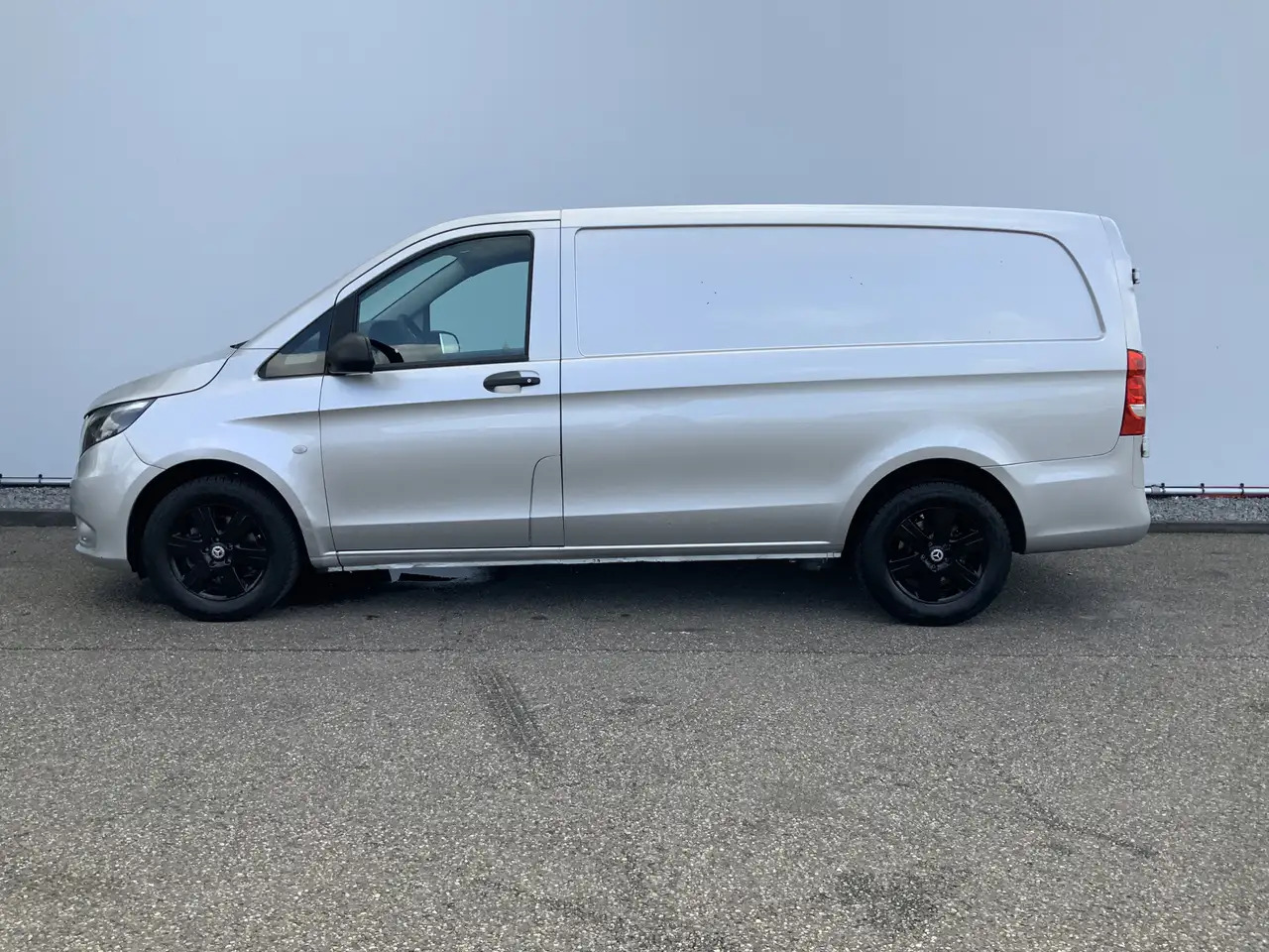 Mercedes-Benz Vito 109 CDI Functional Lang Airco Cruise 3 Zits Trekha - כלי רכב מסחרי קטן: תמונה 3 Mercedes-Benz Vito 109 CDI Functional Lang Airco Cruise 3 Zits Trekha - כלי רכב מסחרי קטן: תמונה 3