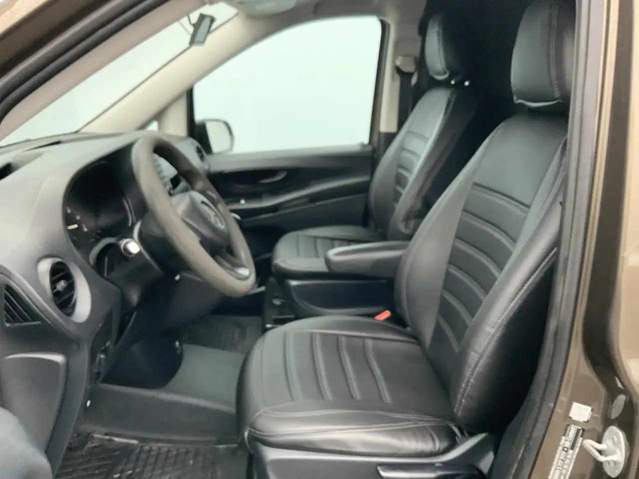 Mercedes-Benz Vito 111 CDI Functional Lang airco Camera EXPORT!! Euro - כלי רכב מסחרי עם לוח: תמונה 4 Mercedes-Benz Vito 111 CDI Functional Lang airco Camera EXPORT!! Euro - כלי רכב מסחרי עם לוח: תמונה 4
