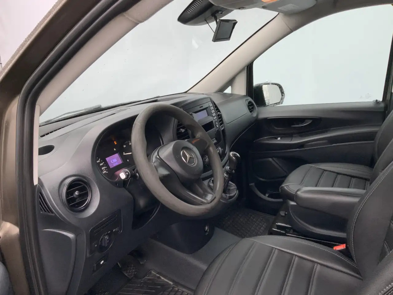 Mercedes-Benz Vito 111 CDI Functional Lang airco Camera EXPORT!! Euro - כלי רכב מסחרי עם לוח: תמונה 5 Mercedes-Benz Vito 111 CDI Functional Lang airco Camera EXPORT!! Euro - כלי רכב מסחרי עם לוח: תמונה 5
