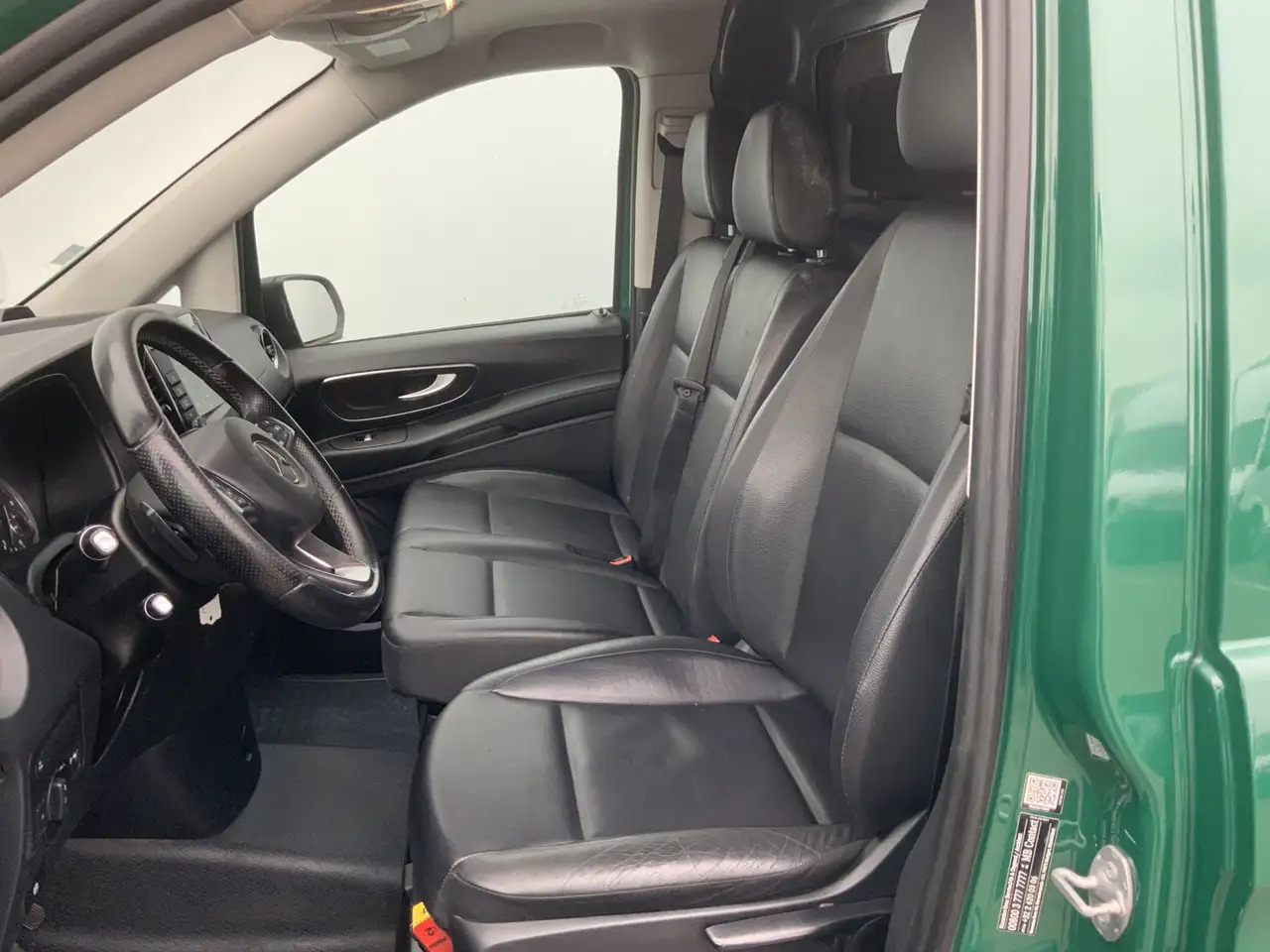 Mercedes-Benz Vito 114 CDI Extra Lang Automaat Airco Cruise Navi Came - כלי רכב מסחרי עם לוח: תמונה 5 Mercedes-Benz Vito 114 CDI Extra Lang Automaat Airco Cruise Navi Came - כלי רכב מסחרי עם לוח: תמונה 5