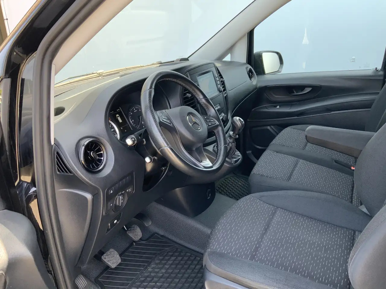 Mercedes-Benz Vito 116 CDI Lang Airco Cruise 3 Zits Navi Camera Dakdr - כלי רכב מסחרי קטן: תמונה 4 Mercedes-Benz Vito 116 CDI Lang Airco Cruise 3 Zits Navi Camera Dakdr - כלי רכב מסחרי קטן: תמונה 4