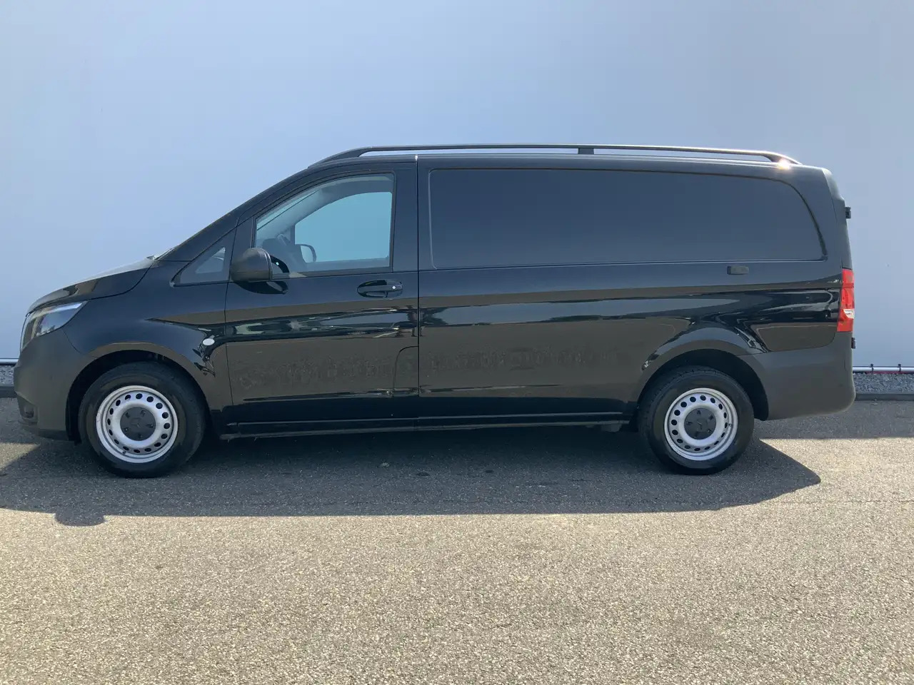 Mercedes-Benz Vito 116 CDI Lang Airco Cruise 3 Zits Navi Camera Dakdr - כלי רכב מסחרי קטן: תמונה 3 Mercedes-Benz Vito 116 CDI Lang Airco Cruise 3 Zits Navi Camera Dakdr - כלי רכב מסחרי קטן: תמונה 3