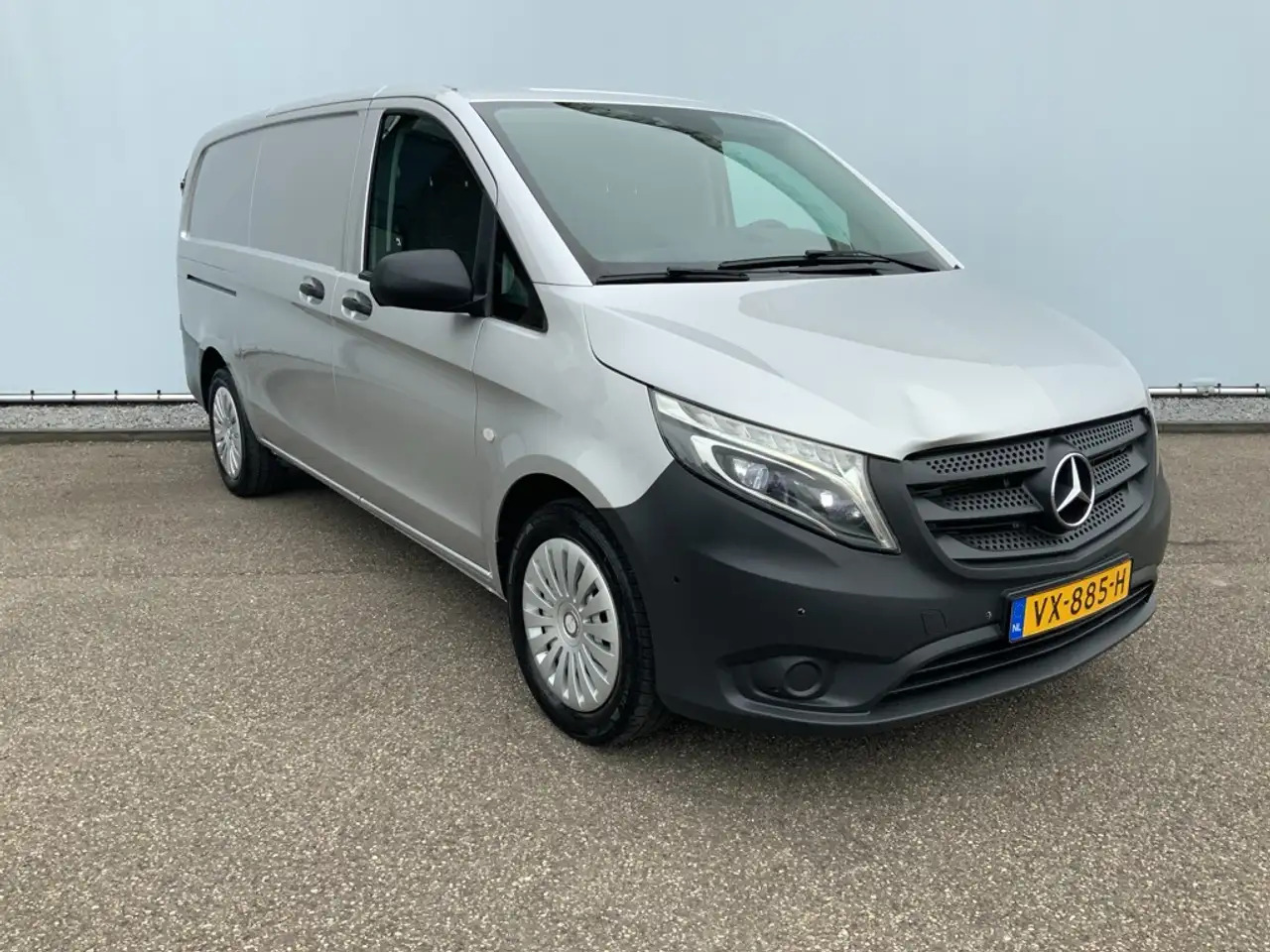 Mercedes-Benz Vito 119 CDI Lang Automaat Airco Cruise Trekhaak 2500 k - כלי רכב מסחרי עם לוח: תמונה 2 Mercedes-Benz Vito 119 CDI Lang Automaat Airco Cruise Trekhaak 2500 k - כלי רכב מסחרי עם לוח: תמונה 2