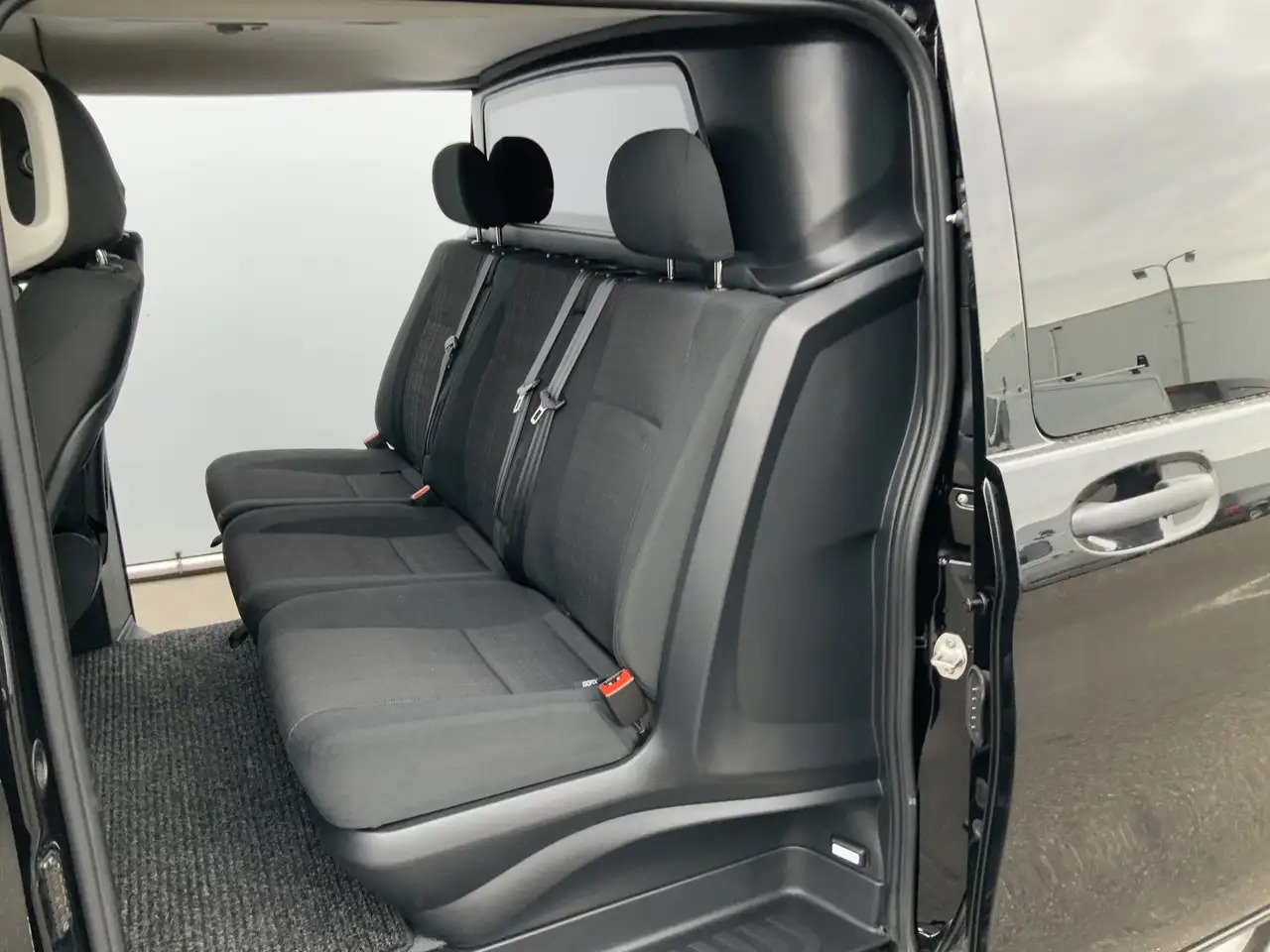 Mercedes-Benz Vito 119 CDI Lang Automaat Dub Cab Dub Schuifdeur Airco - כלי רכב מסחרי קומבי: תמונה 5 Mercedes-Benz Vito 119 CDI Lang Automaat Dub Cab Dub Schuifdeur Airco - כלי רכב מסחרי קומבי: תמונה 5