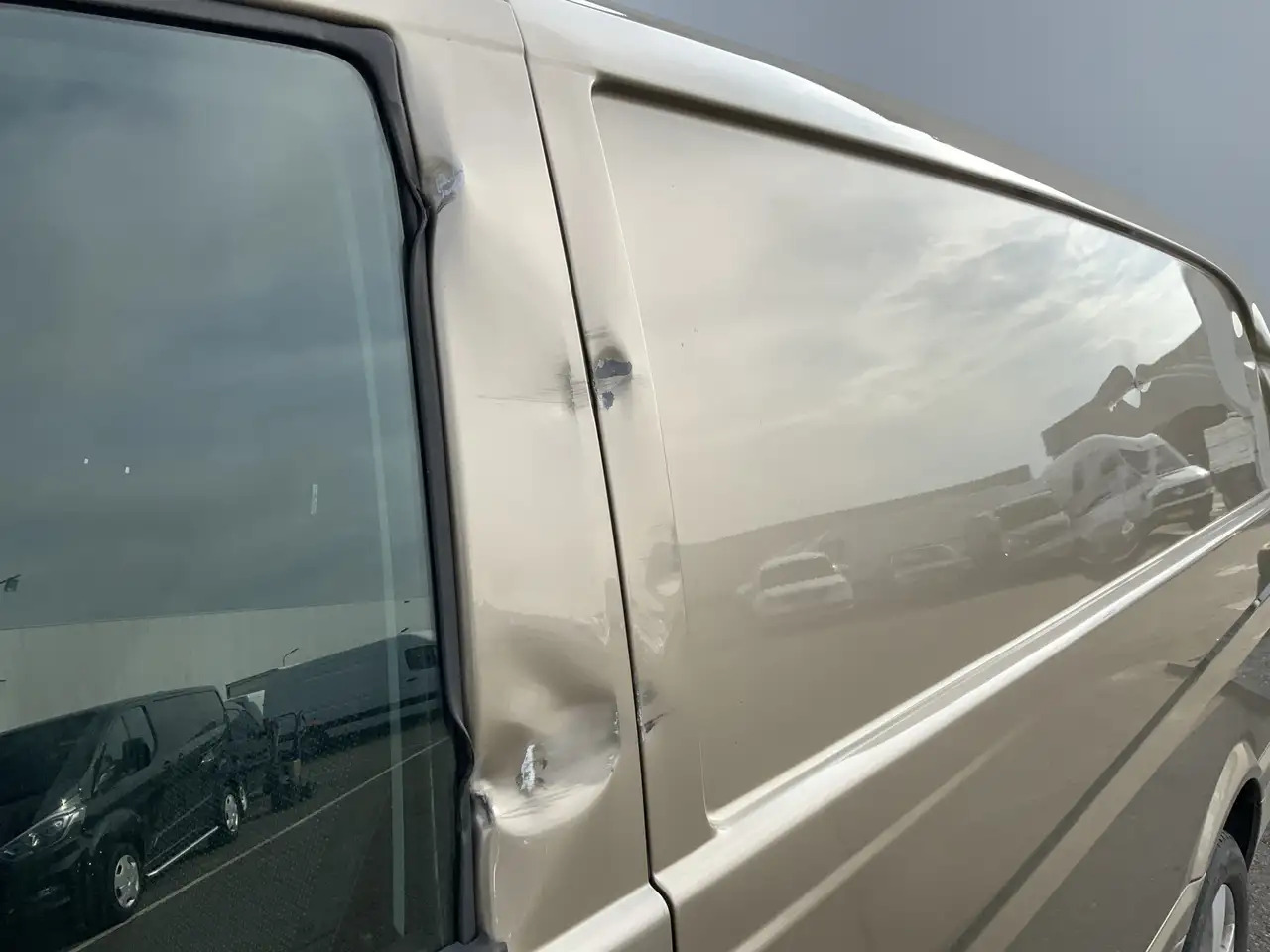 Mercedes-Benz Vito 122 CDI 320 Lang DC Luxe Automaat Alu Velg Side Ba - כלי רכב מסחרי עם לוח: תמונה 2 Mercedes-Benz Vito 122 CDI 320 Lang DC Luxe Automaat Alu Velg Side Ba - כלי רכב מסחרי עם לוח: תמונה 2