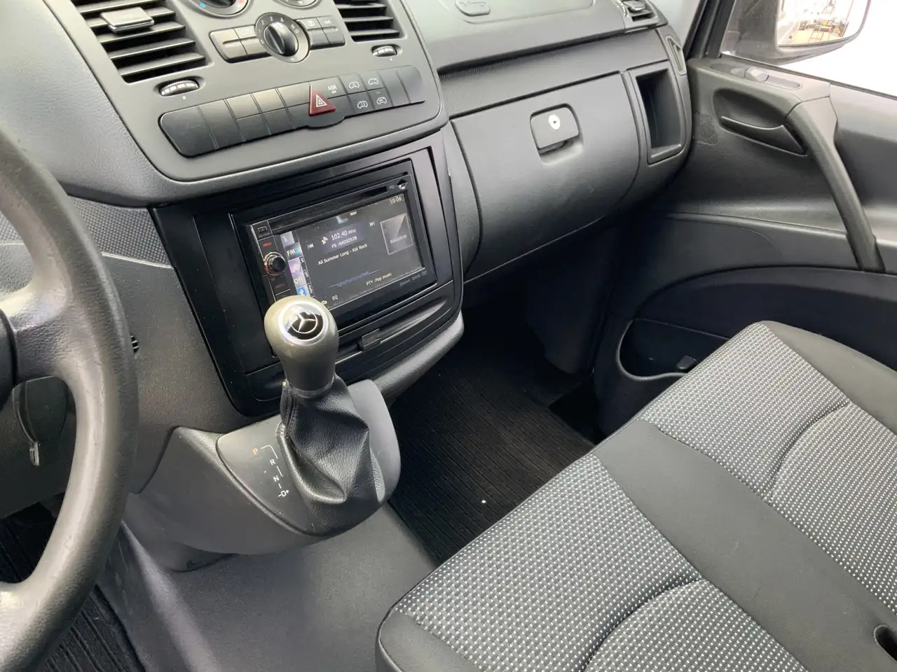 Mercedes-Benz Vito 122 CDI Automaat Koel Auto werkt 100 % 0.gr Airco - כלי רכב מסחרי לקירור: תמונה 5 Mercedes-Benz Vito 122 CDI Automaat Koel Auto werkt 100 % 0.gr Airco - כלי רכב מסחרי לקירור: תמונה 5