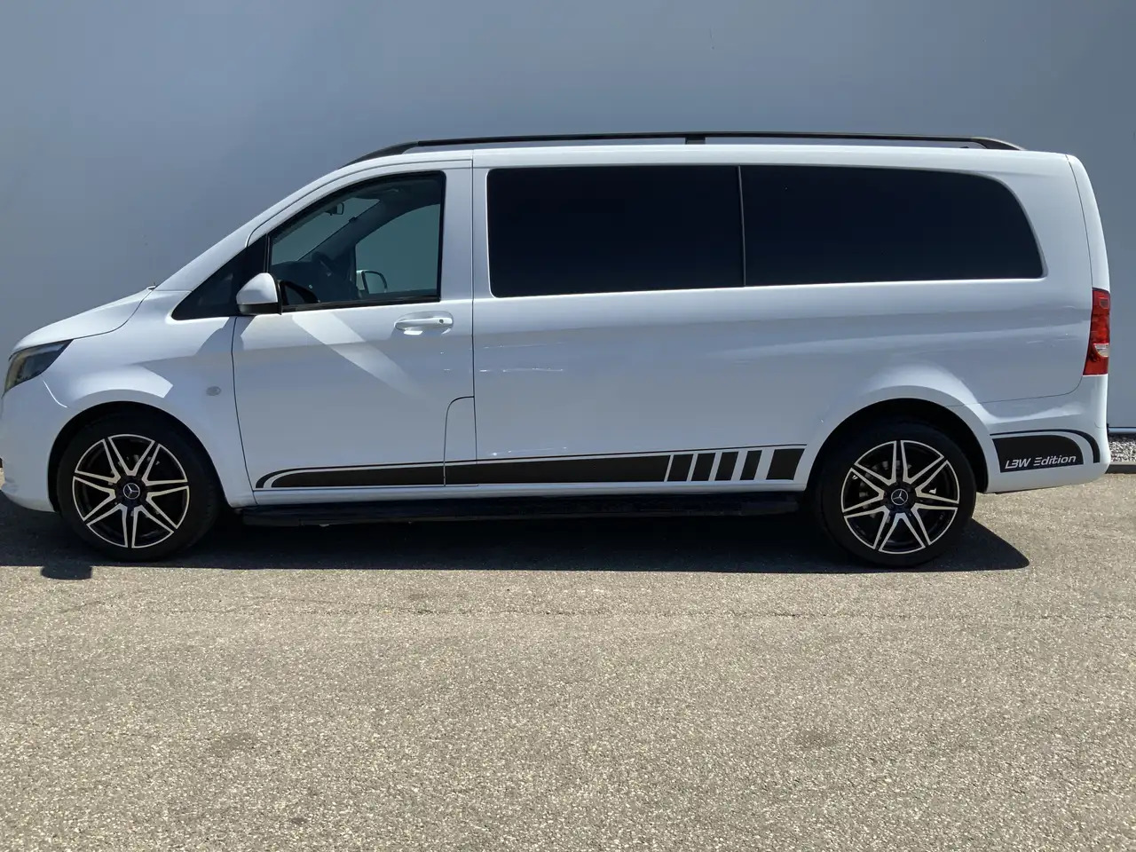 Mercedes-Benz Vito Tourer XL 114 CDI Autom. Airco Cruise Camera Alu V - כלי רכב מסחרי עם לוח: תמונה 3 Mercedes-Benz Vito Tourer XL 114 CDI Autom. Airco Cruise Camera Alu V - כלי רכב מסחרי עם לוח: תמונה 3