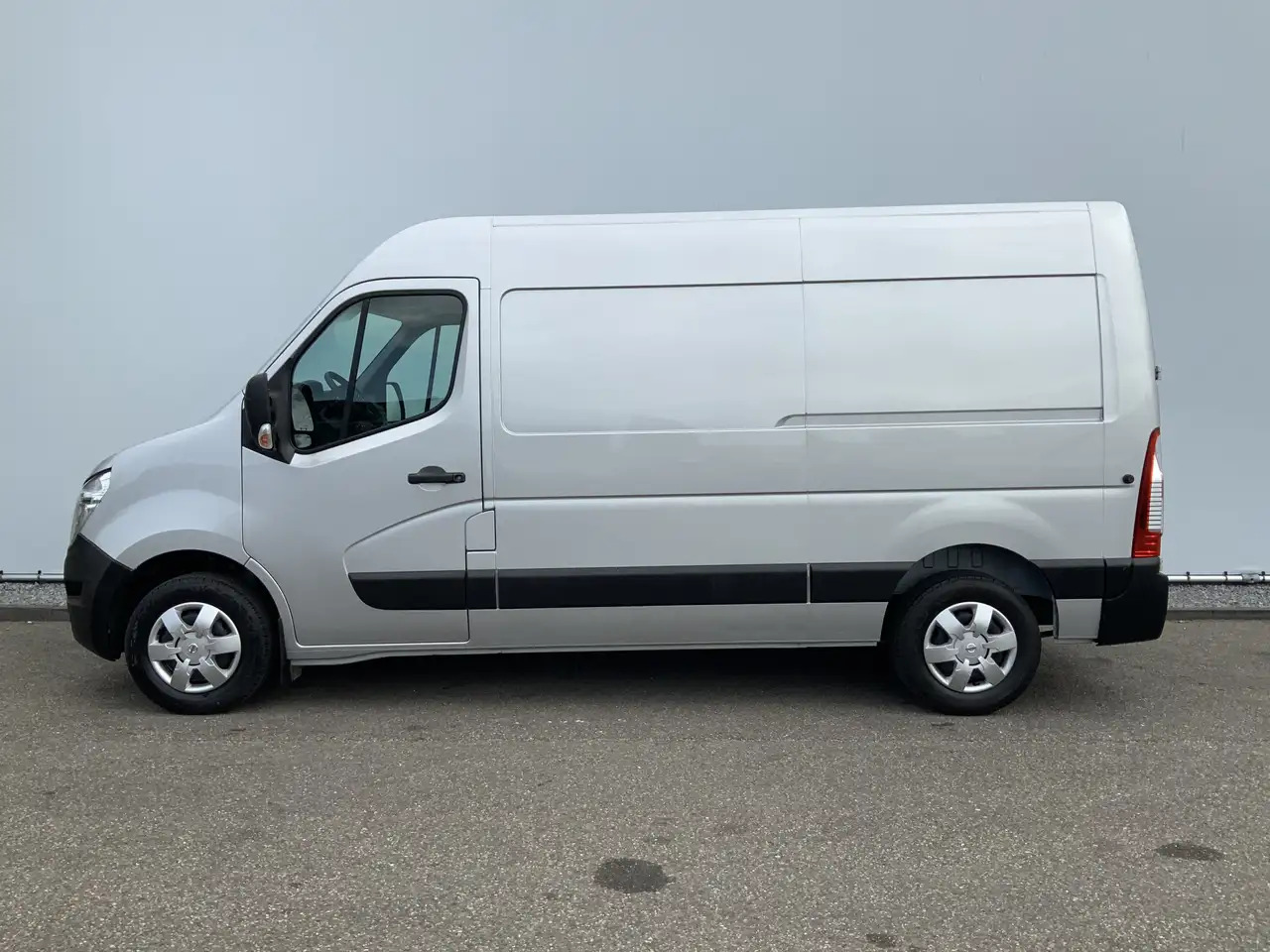 Nissan Interstar 2.3 dCi L2H2 Acenta Airco Cruise 3 Zits Camera Nav - כלי רכב מסחרי עם לוח: תמונה 3 Nissan Interstar 2.3 dCi L2H2 Acenta Airco Cruise 3 Zits Camera Nav - כלי רכב מסחרי עם לוח: תמונה 3