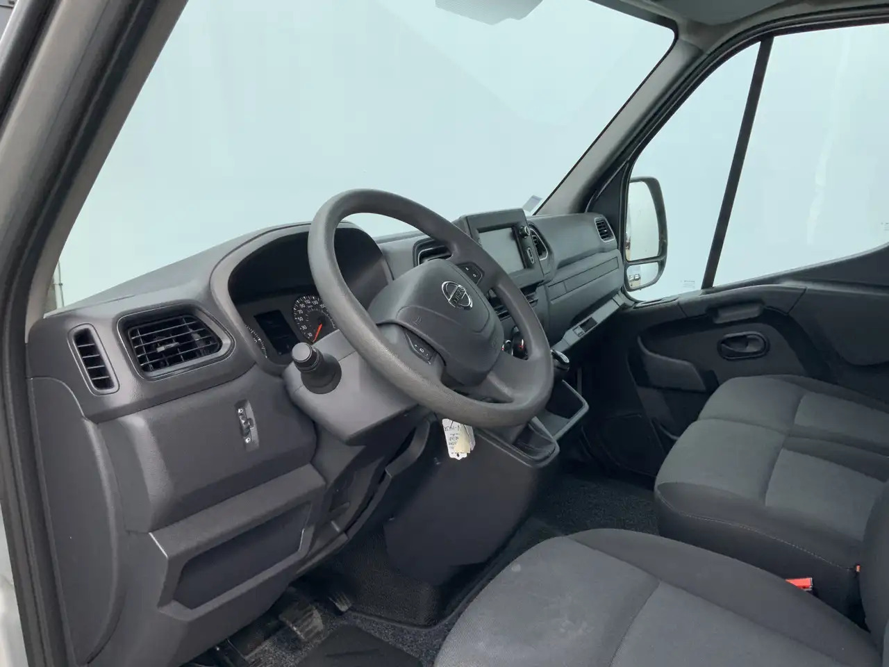 Nissan Interstar 2.3 dCi L2H2 Acenta Airco Cruise 3 Zits Camera Nav - כלי רכב מסחרי עם לוח: תמונה 5 Nissan Interstar 2.3 dCi L2H2 Acenta Airco Cruise 3 Zits Camera Nav - כלי רכב מסחרי עם לוח: תמונה 5