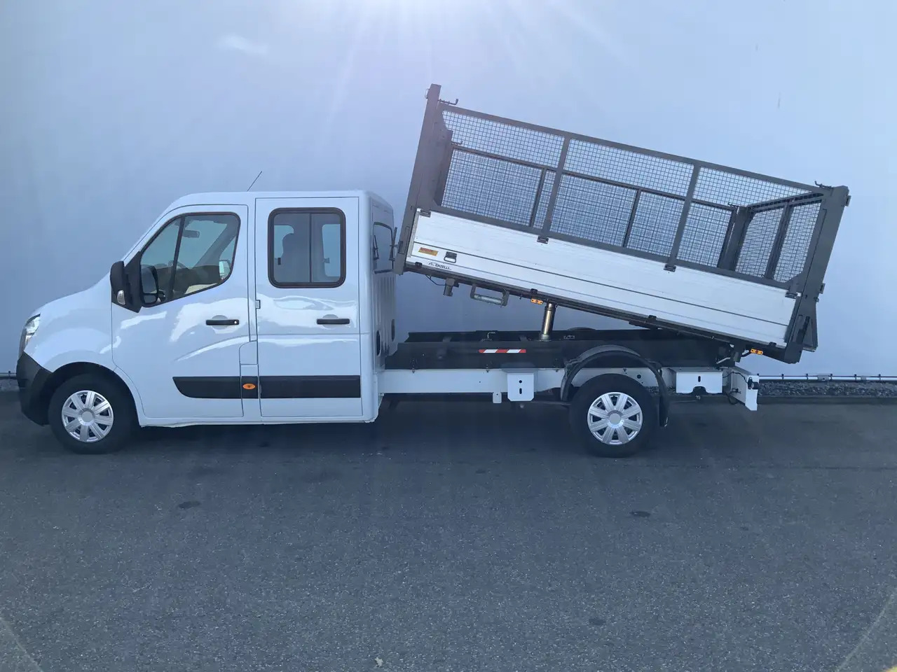 Nissan NV400 2.3 dCi L3H1 Dub Cab 3 Zijde Kipper Airco Bakmaat - כלי רכב מסחרי מזהיר, כלי רכב מסחרי קומבי: תמונה 3 Nissan NV400 2.3 dCi L3H1 Dub Cab 3 Zijde Kipper Airco Bakmaat - כלי רכב מסחרי מזהיר, כלי רכב מסחרי קומבי: תמונה 3