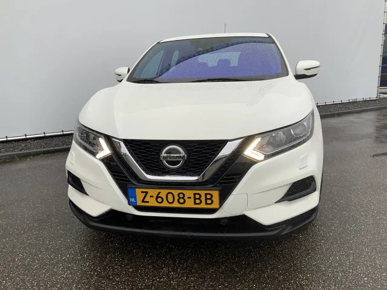 Nissan Qashqai 1.3 DIG-T Visia A SUV Airco Cruise Groot Scherm Na - SUV: תמונה 2 Nissan Qashqai 1.3 DIG-T Visia A SUV Airco Cruise Groot Scherm Na - SUV: תמונה 2