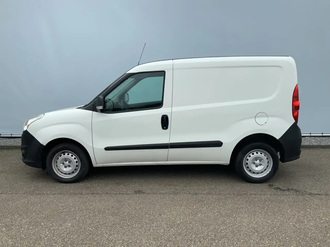 Opel Combo 1.3 CDTi L1H1 ecoFLEX Selection Airco Trekhaak 100 - כלי רכב מסחרי קטן: תמונה 4 Opel Combo 1.3 CDTi L1H1 ecoFLEX Selection Airco Trekhaak 100 - כלי רכב מסחרי קטן: תמונה 4
