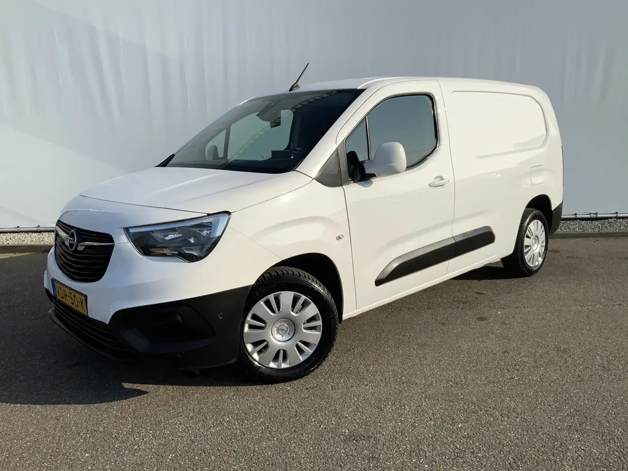 Opel Combo 1.5D L2H1 Edition Automaat Cruise Navi Airco Winte - כלי רכב מסחרי קטן: תמונה 1 Opel Combo 1.5D L2H1 Edition Automaat Cruise Navi Airco Winte - כלי רכב מסחרי קטן: תמונה 1