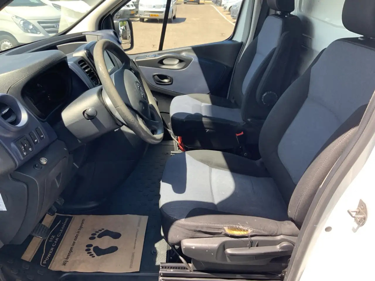 Opel Vivaro 1.6 CDTI L2H1 Edition EcoFlex Airco Cruise Imperia - כלי רכב מסחרי עם לוח: תמונה 5 Opel Vivaro 1.6 CDTI L2H1 Edition EcoFlex Airco Cruise Imperia - כלי רכב מסחרי עם לוח: תמונה 5