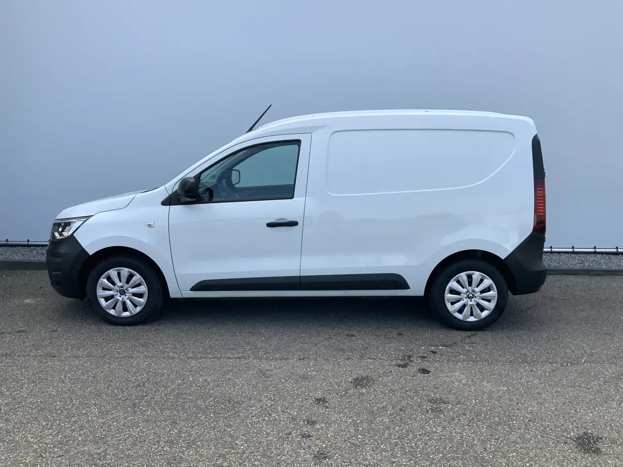 Renault Express 1.5 dCi 75 Comfort +Airco Cruise Navi Scherm Euro - כלי רכב מסחרי קטן: תמונה 3 Renault Express 1.5 dCi 75 Comfort +Airco Cruise Navi Scherm Euro - כלי רכב מסחרי קטן: תמונה 3