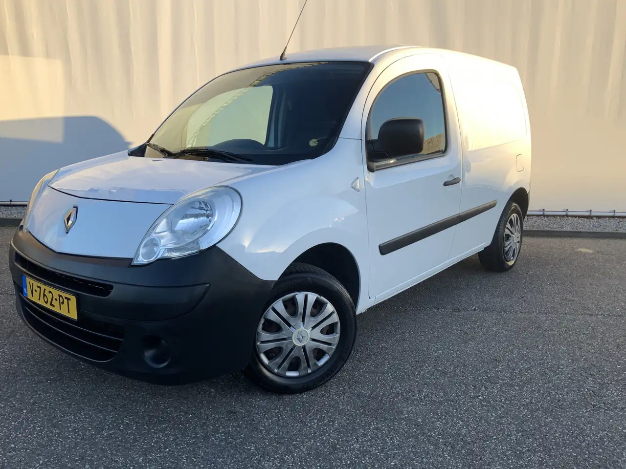 Renault Kangoo Express 1.5 dCi 70 Express Comfort Airco Trekhaak - כלי רכב מסחרי קטן: תמונה 1 Renault Kangoo Express 1.5 dCi 70 Express Comfort Airco Trekhaak - כלי רכב מסחרי קטן: תמונה 1
