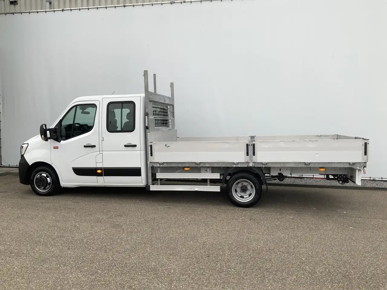 Renault Master T35 2.3 dCi 165 L4 Dub Cab PickUp Navi 6 Zits Trek - כלי רכב מסחרי במיטה שטוחה: תמונה 3 Renault Master T35 2.3 dCi 165 L4 Dub Cab PickUp Navi 6 Zits Trek - כלי רכב מסחרי במיטה שטוחה: תמונה 3