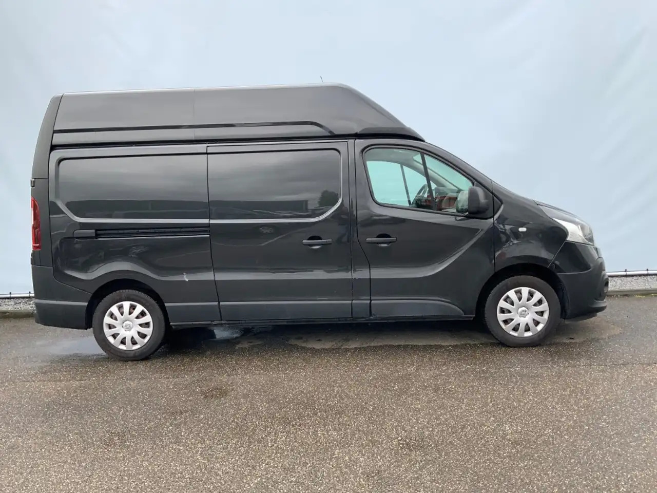 Renault Trafic 1.6 dCi T29 L2H2 Comfort Energy Airco Cruise 3 Zit - כלי רכב מסחרי עם לוח: תמונה 3 Renault Trafic 1.6 dCi T29 L2H2 Comfort Energy Airco Cruise 3 Zit - כלי רכב מסחרי עם לוח: תמונה 3