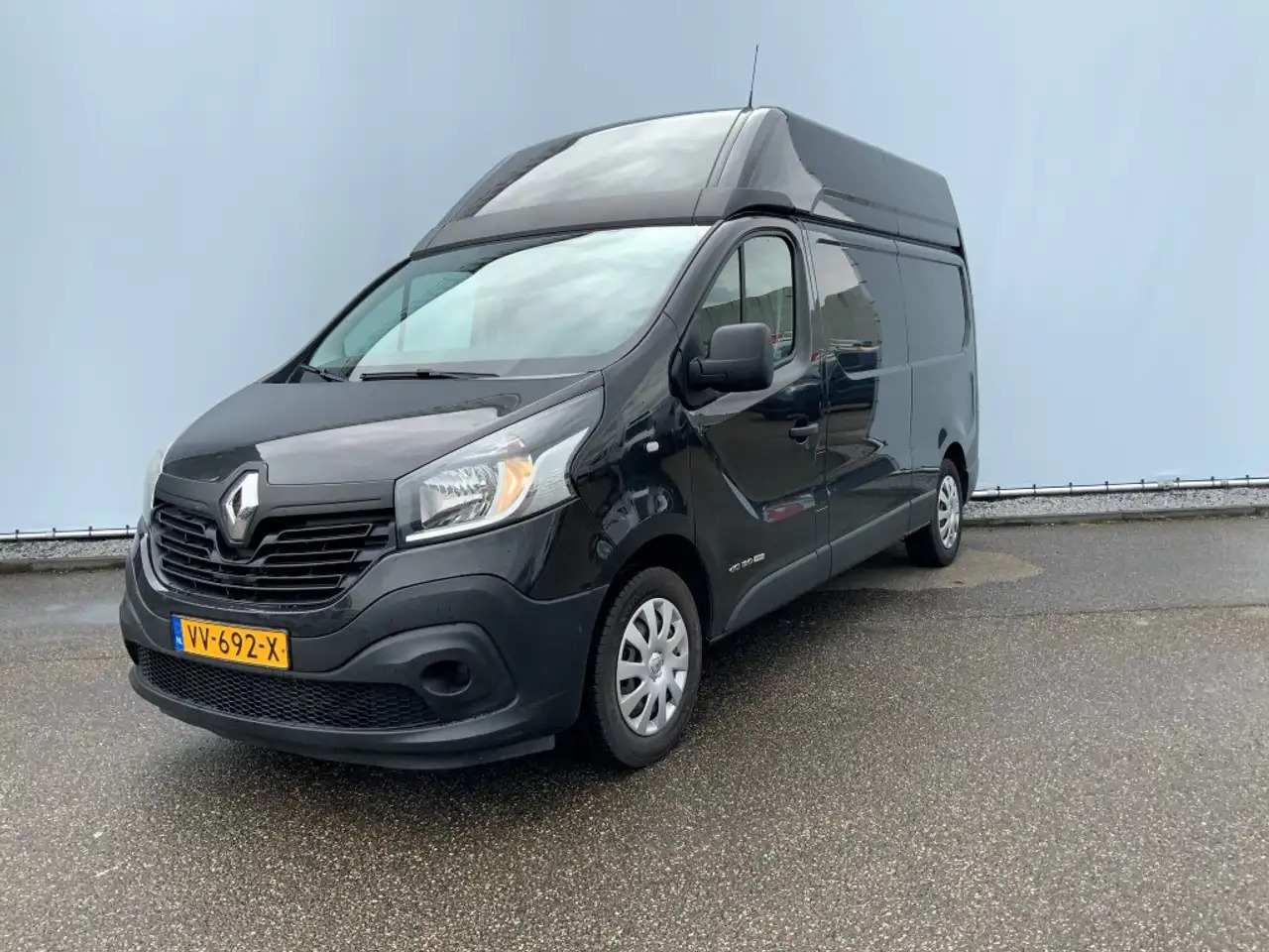 Renault Trafic 1.6 dCi T29 L2H2 Comfort Energy Airco Cruise 3 Zit - כלי רכב מסחרי עם לוח: תמונה 1 Renault Trafic 1.6 dCi T29 L2H2 Comfort Energy Airco Cruise 3 Zit - כלי רכב מסחרי עם לוח: תמונה 1