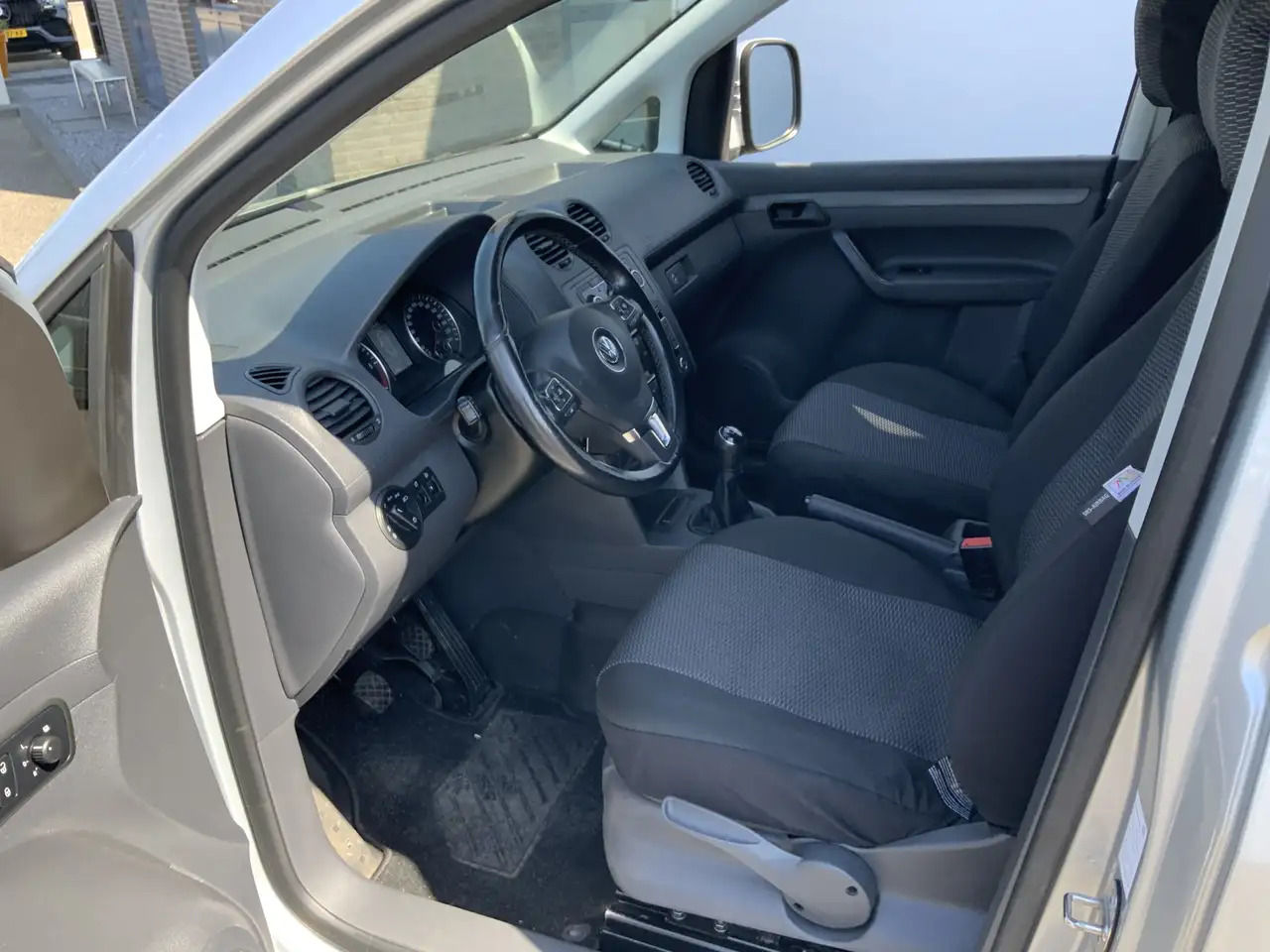 Volkswagen Caddy 1.6 TDI Airco Imperiaal Trekhaak 1400 kg navi Crui - כלי רכב מסחרי קטן: תמונה 4 Volkswagen Caddy 1.6 TDI Airco Imperiaal Trekhaak 1400 kg navi Crui - כלי רכב מסחרי קטן: תמונה 4