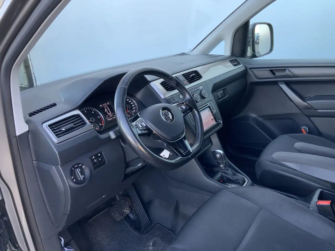 Volkswagen Caddy 2.0 TDI L2H1 150 pk DSG Maxi Excl. Edition Autom A - כלי רכב מסחרי קטן: תמונה 5 Volkswagen Caddy 2.0 TDI L2H1 150 pk DSG Maxi Excl. Edition Autom A - כלי רכב מסחרי קטן: תמונה 5