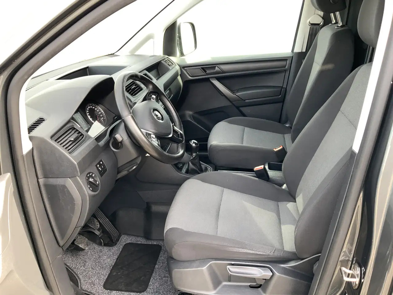 Volkswagen Caddy 2.0 TDI L2H1 BMT Maxi Exclusive Edtion Airco Navi - כלי רכב מסחרי קטן: תמונה 4 Volkswagen Caddy 2.0 TDI L2H1 BMT Maxi Exclusive Edtion Airco Navi - כלי רכב מסחרי קטן: תמונה 4