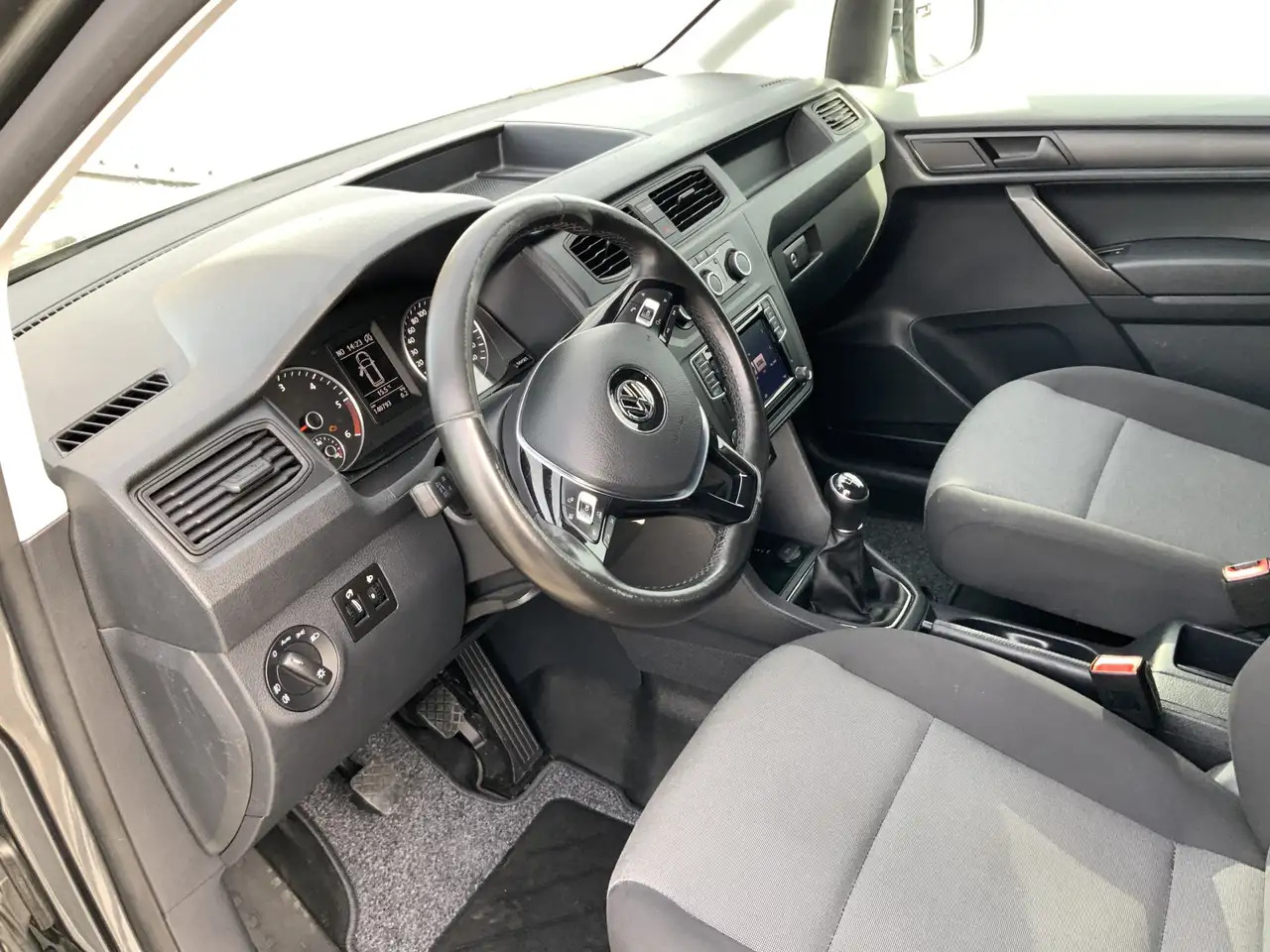 Volkswagen Caddy 2.0 TDI L2H1 BMT Maxi Exclusive Edtion Airco Navi - כלי רכב מסחרי עם לוח: תמונה 5 Volkswagen Caddy 2.0 TDI L2H1 BMT Maxi Exclusive Edtion Airco Navi - כלי רכב מסחרי עם לוח: תמונה 5