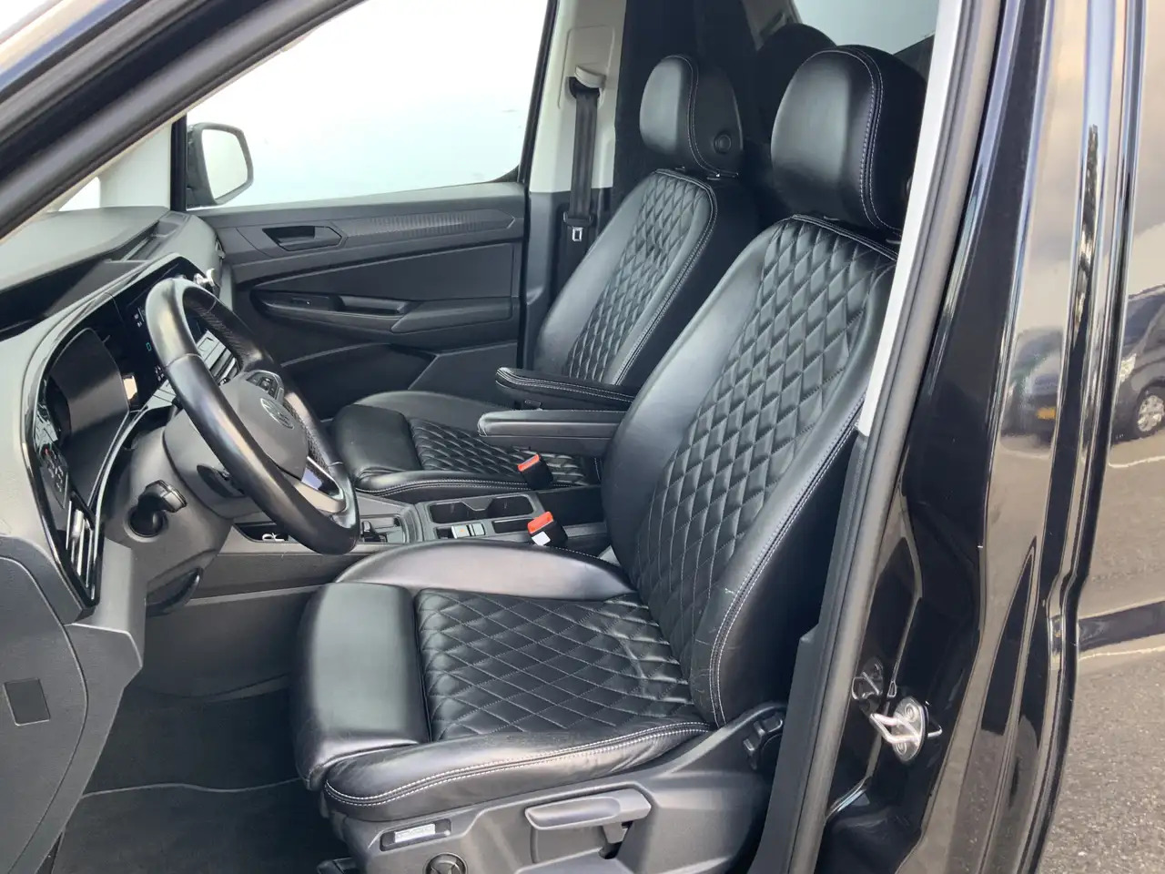 Volkswagen Caddy Cargo 2.0 TDI 1st Edition Automaat Airco Cruise Le - כלי רכב מסחרי קטן: תמונה 4 Volkswagen Caddy Cargo 2.0 TDI 1st Edition Automaat Airco Cruise Le - כלי רכב מסחרי קטן: תמונה 4
