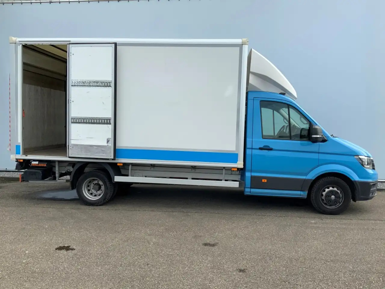 Volkswagen Crafter 35 2.0 TDI L4 Meubelbak & Lift Automaat Airco Crui - כלי רכב מסחרי עם תיבה: תמונה 5 Volkswagen Crafter 35 2.0 TDI L4 Meubelbak & Lift Automaat Airco Crui - כלי רכב מסחרי עם תיבה: תמונה 5