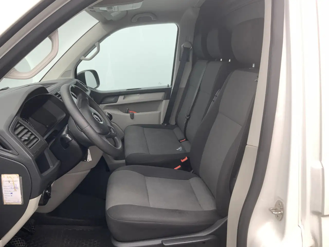 Volkswagen T6 Transporter 2.0 TDI L2H1 Airco Navi 3 Zits Alu Velg Euro 6 - כלי רכב מסחרי עם לוח: תמונה 4 Volkswagen T6 Transporter 2.0 TDI L2H1 Airco Navi 3 Zits Alu Velg Euro 6 - כלי רכב מסחרי עם לוח: תמונה 4