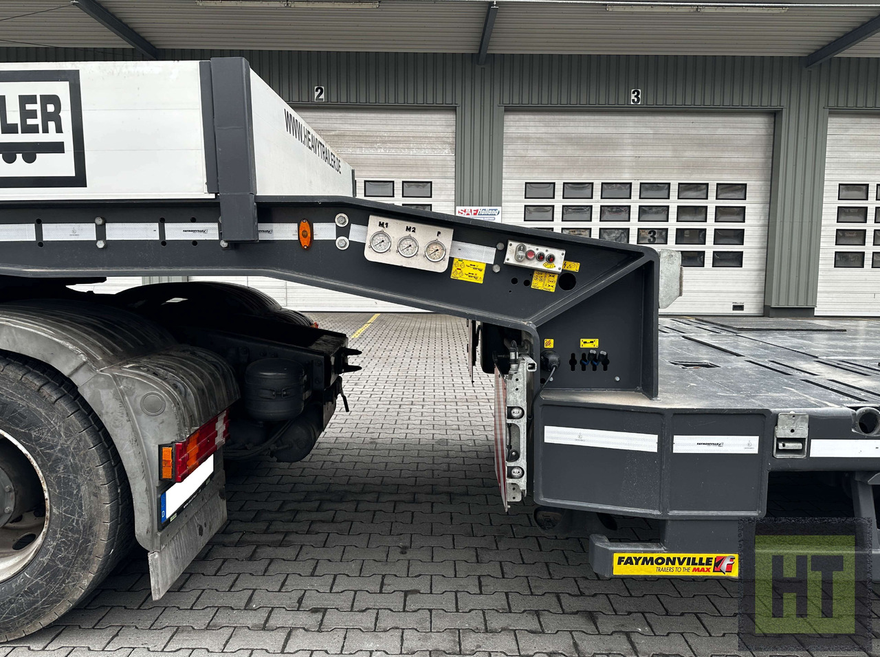 Faymonville 5-Achs-Tele-Semi-Halbachsen-Twinaxle-hydr Rampen - סמיטריילר עם מטען נמוך: תמונה 4 Faymonville 5-Achs-Tele-Semi-Halbachsen-Twinaxle-hydr Rampen - סמיטריילר עם מטען נמוך: תמונה 4