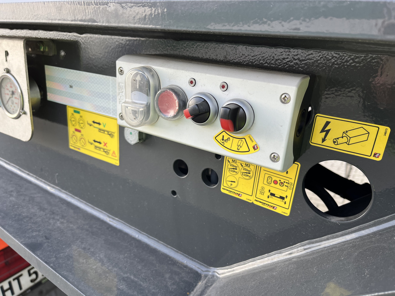 Faymonville 5-Achs-Tele-Semi mit Halbachsen "Twinaxle" und hydr. Rampen Auflieger - סמיטריילר עם מטען נמוך: תמונה 5 Faymonville 5-Achs-Tele-Semi mit Halbachsen "Twinaxle" und hydr. Rampen Auflieger - סמיטריילר עם מטען נמוך: תמונה 5