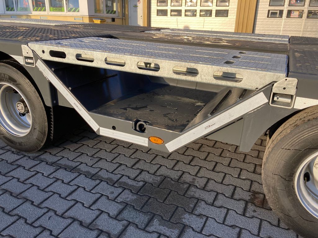 Faymonville MAX Trailer 3-Achs-Tele-Semi- 2P.Radmulden-Rampen - סמיטריילר עם מטען נמוך: תמונה 4 Faymonville MAX Trailer 3-Achs-Tele-Semi- 2P.Radmulden-Rampen - סמיטריילר עם מטען נמוך: תמונה 4