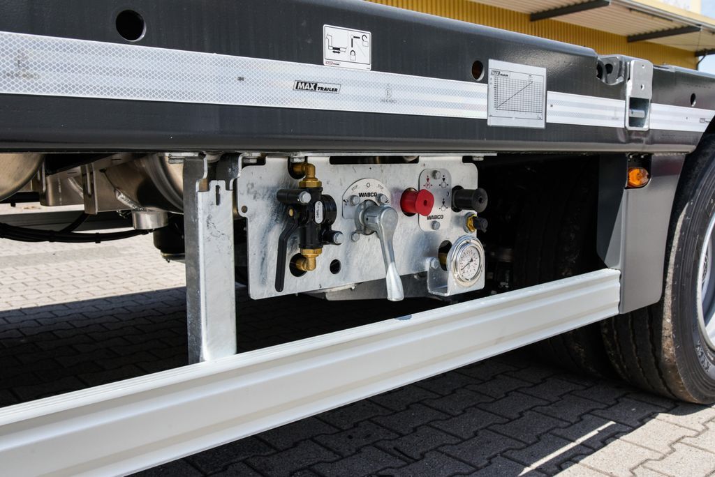 Faymonville MAX Trailer 3-Achs-Tele-Semi-zwangsgelenkt - סמיטריילר עם מטען נמוך: תמונה 4 Faymonville MAX Trailer 3-Achs-Tele-Semi-zwangsgelenkt - סמיטריילר עם מטען נמוך: תמונה 4