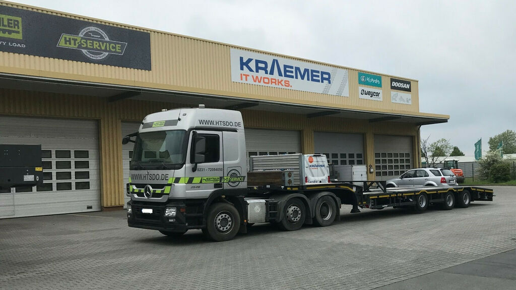 Meusburger 3-Achs-Semi-Satteltieflader Roadrunner Industrie - סמיטריילר עם מטען נמוך: תמונה 2 Meusburger 3-Achs-Semi-Satteltieflader Roadrunner Industrie - סמיטריילר עם מטען נמוך: תמונה 2