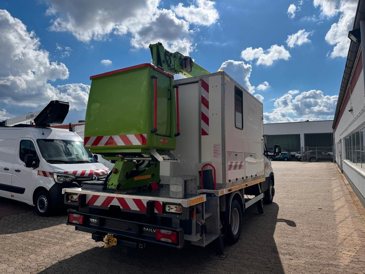 Iveco 70C18 Hubarbeitsbühne France Elevateur 172 CPL - פלטפורמה אווירית מותקנת על משאית: תמונה 5 Iveco 70C18 Hubarbeitsbühne France Elevateur 172 CPL - פלטפורמה אווירית מותקנת על משאית: תמונה 5