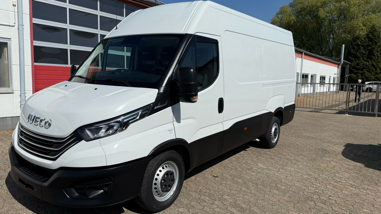 כלי רכב מסחרי עם לוח Iveco Daily 35S14 Transporter Kastenwagen L3H2: תמונה 1