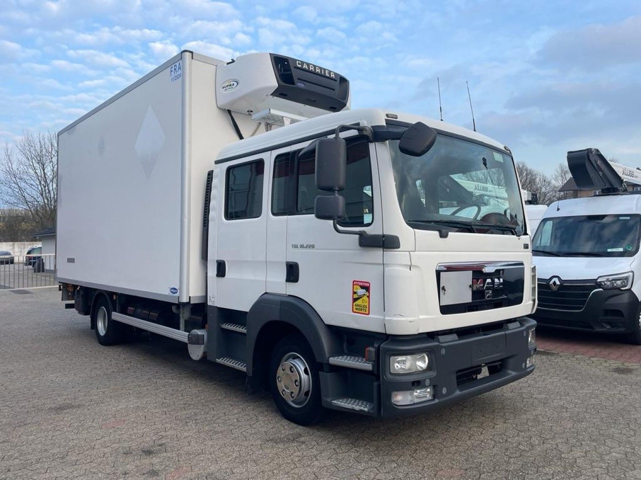 MAN TGL 10.220 Doka Möbelkoffer Umzug Fahrzeug - משאית תיבה: תמונה 3 MAN TGL 10.220 Doka Möbelkoffer Umzug Fahrzeug - משאית תיבה: תמונה 3