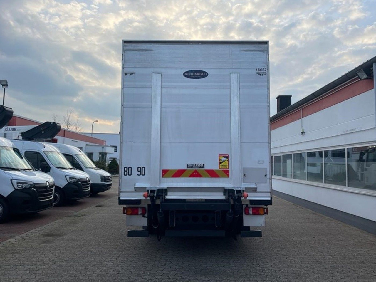 MAN TGL 10.220 Doka Möbelkoffer Umzug Fahrzeug - משאית תיבה: תמונה 5 MAN TGL 10.220 Doka Möbelkoffer Umzug Fahrzeug - משאית תיבה: תמונה 5