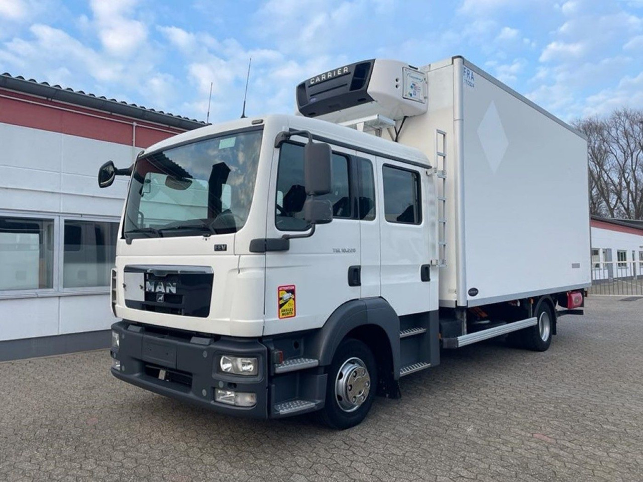 MAN TGL 10.220 Doka Tiefkühlkoffer LBW 1.5t - משאית קירור: תמונה 1 MAN TGL 10.220 Doka Tiefkühlkoffer LBW 1.5t - משאית קירור: תמונה 1