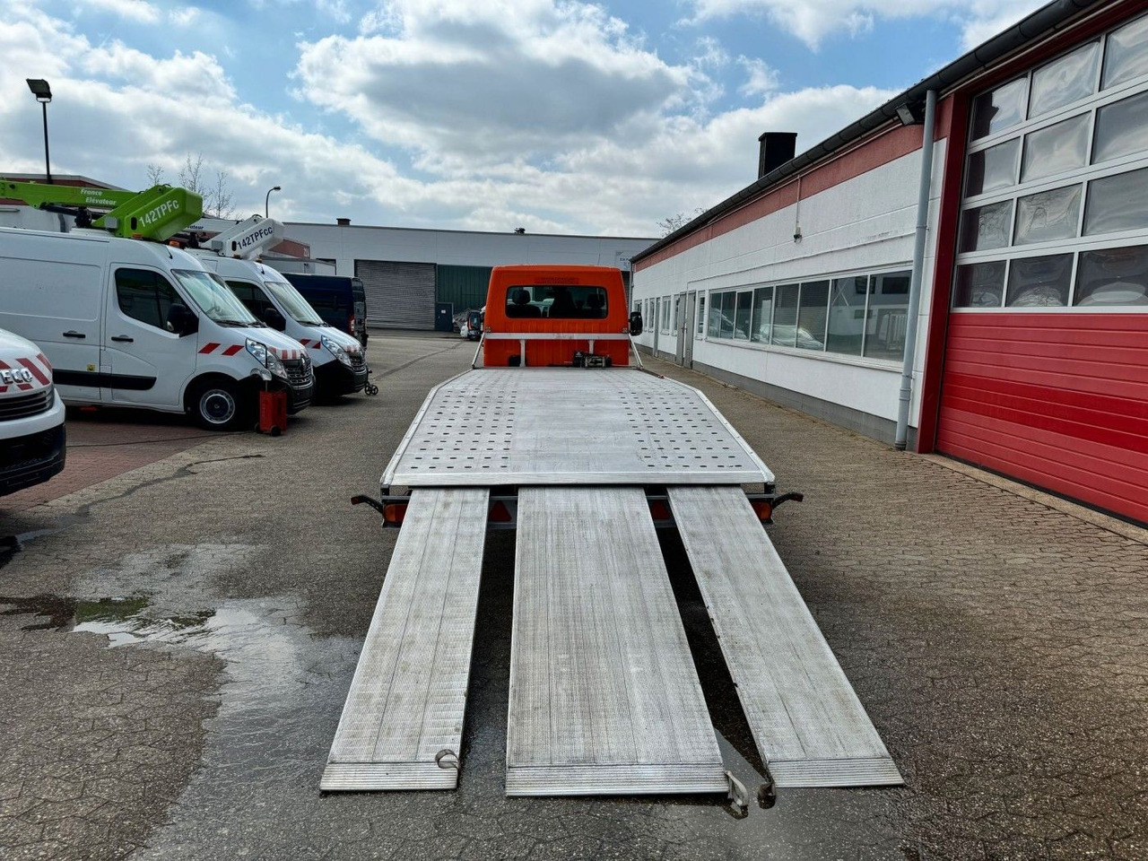 Renault Master Autotransporter - משאית הובלה אוטומטית: תמונה 5 Renault Master Autotransporter - משאית הובלה אוטומטית: תמונה 5