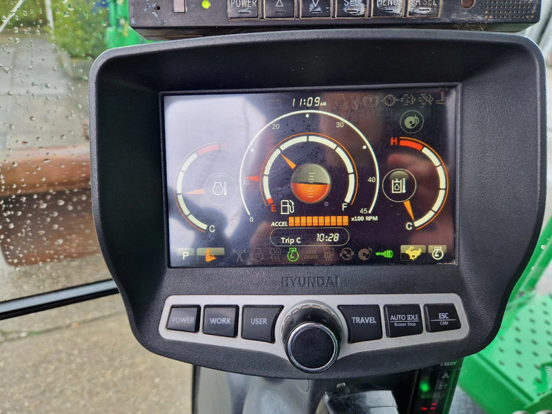 הַחכָּרָה Hyundai Robex 160W-9A met 6-cilinder Cummins motor Hyundai Robex 160W-9A met 6-cilinder Cummins motor: תמונה 9