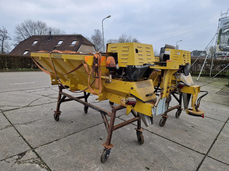 Jongerius 1000 droog zout strooier zo uit het werk! - מפזר חול/ מלח: תמונה 3 Jongerius 1000 droog zout strooier zo uit het werk! - מפזר חול/ מלח: תמונה 3